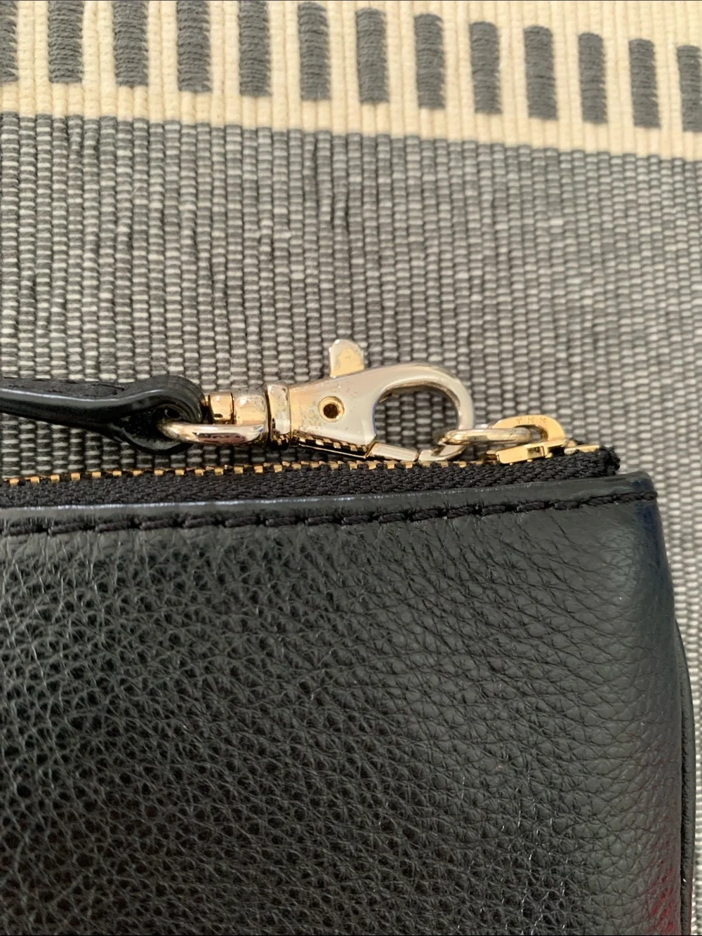 {Vintage Michael Kors} Black Leather Wristlet with Gold MK Emblem - Picture 3 of 6